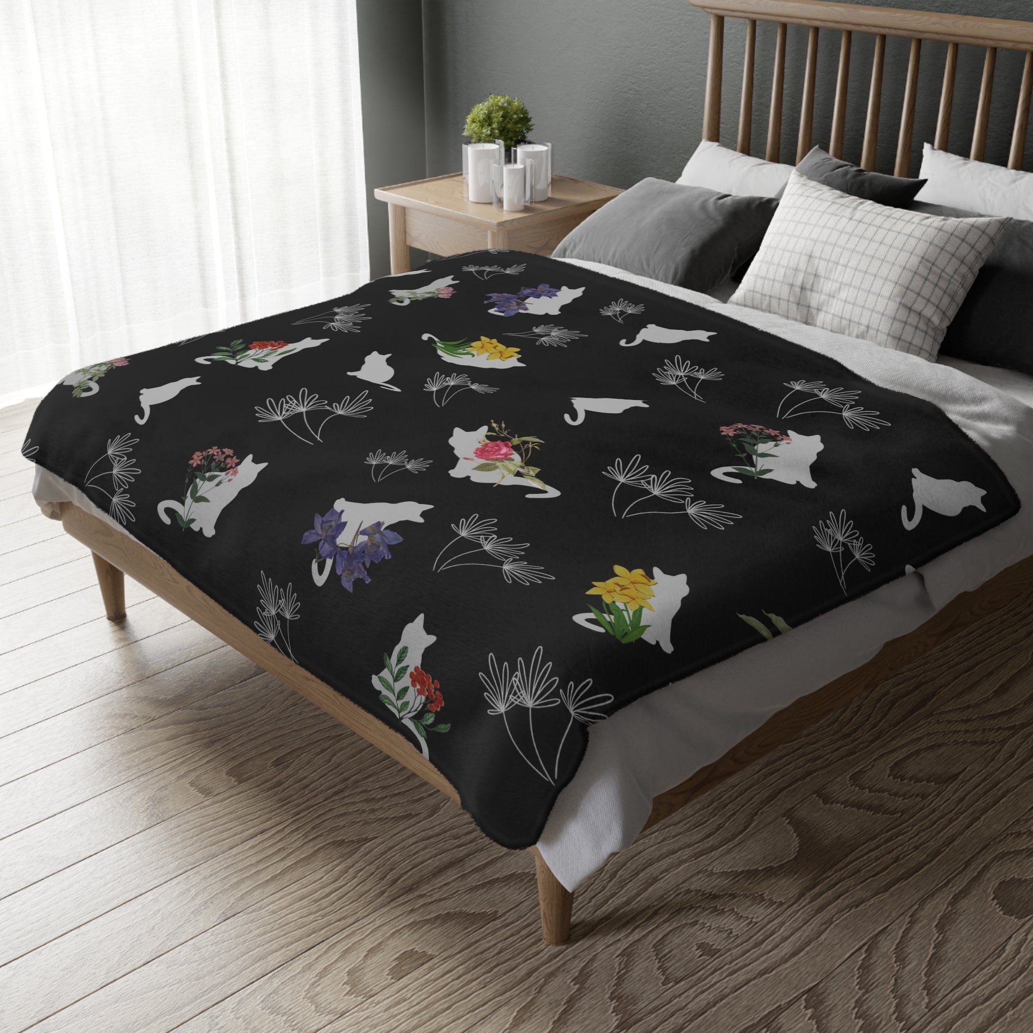 Cats and Flowers/Leafy Whimsy Blanket – Black