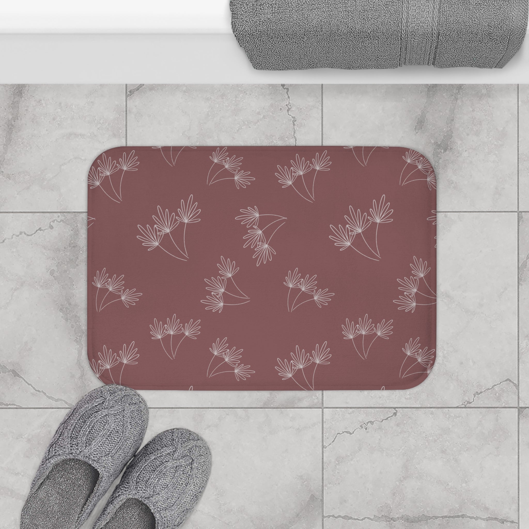 Leafy Whimsy Bath Mat – Mauve